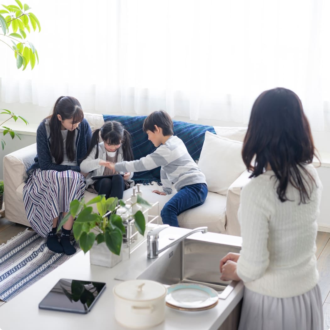 家族の様子がよく見える一体感のある暮らし