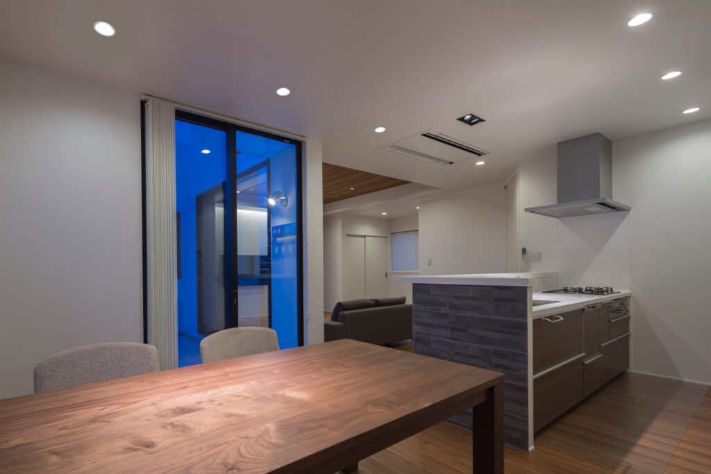 光と影のイリュージョン