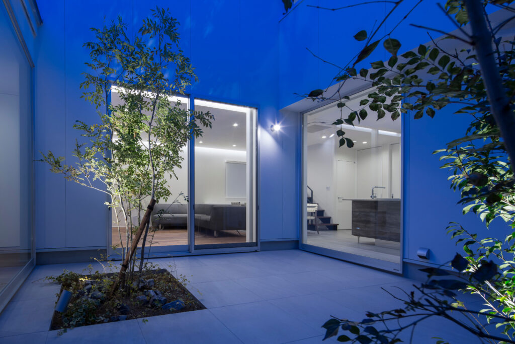 植栽、家具まで建築家によるトータルデザインの家