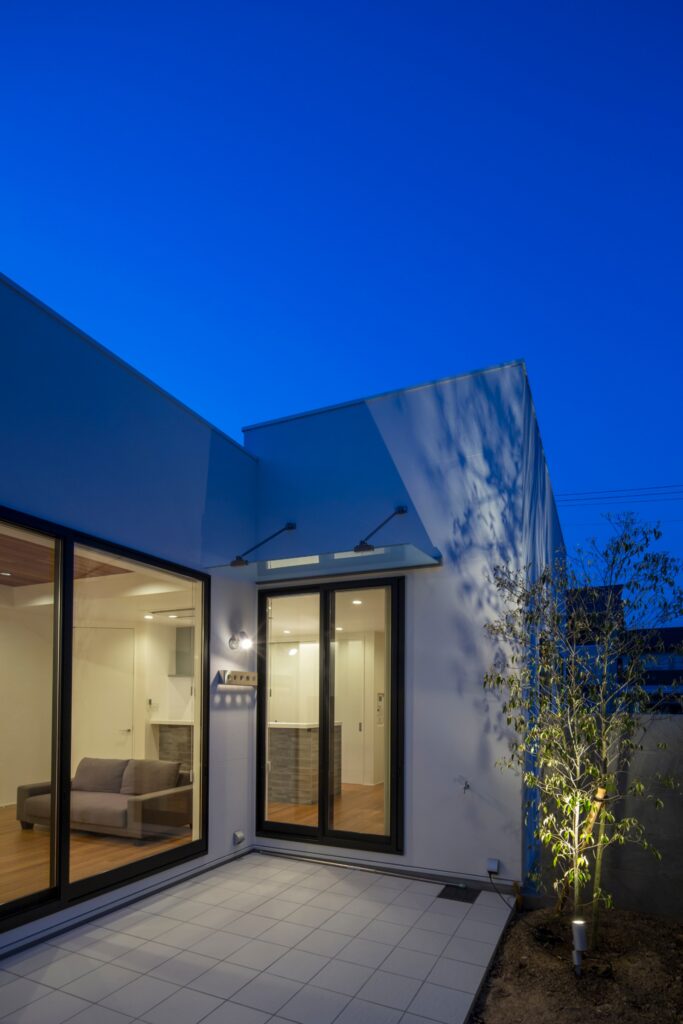 光と影のイリュージョン