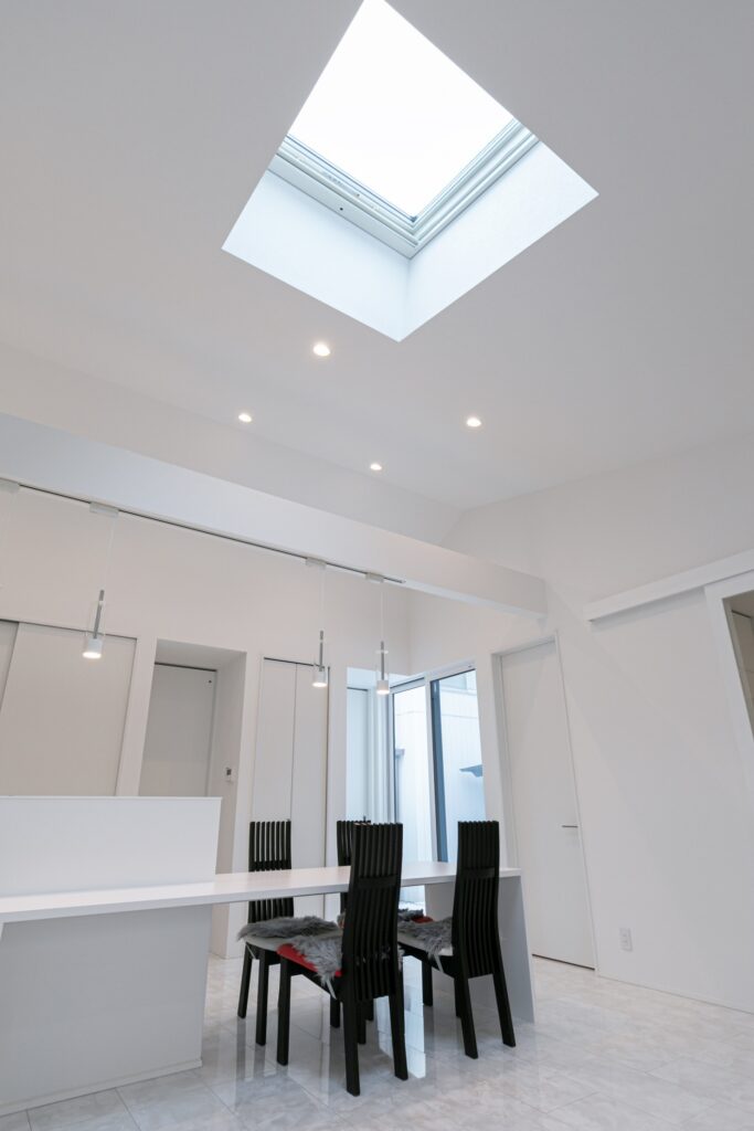 中庭つきのインナーガレージ