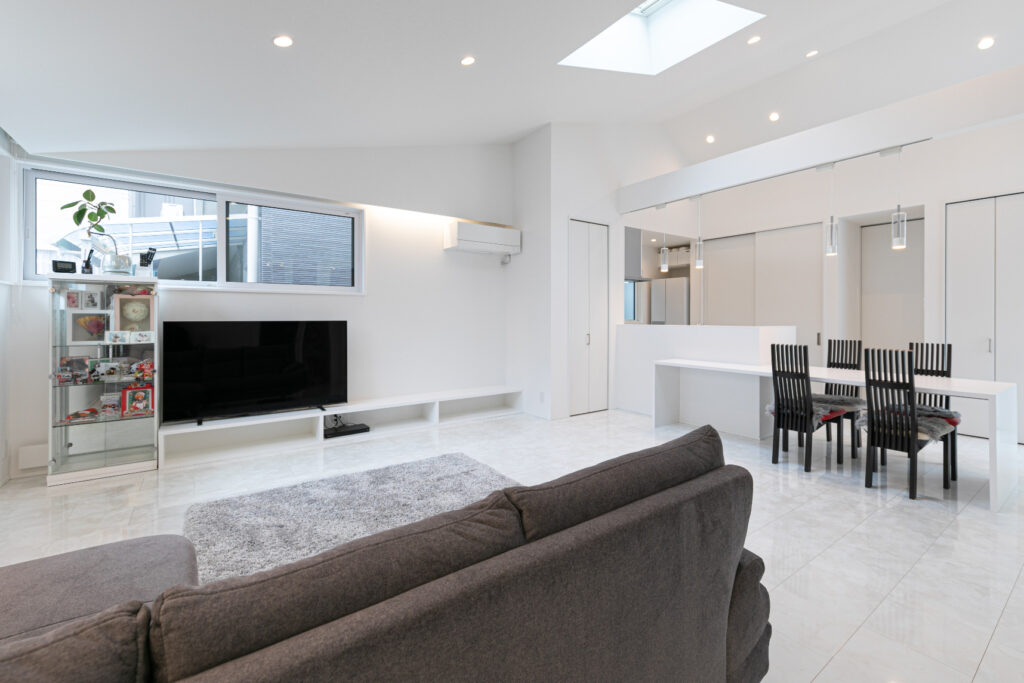 中庭つきのインナーガレージ