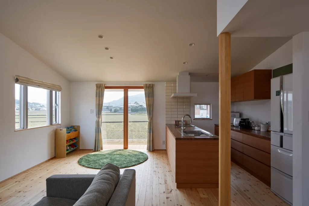 美しいフォルムの家