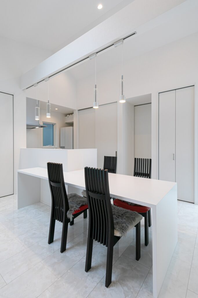 中庭つきのインナーガレージ