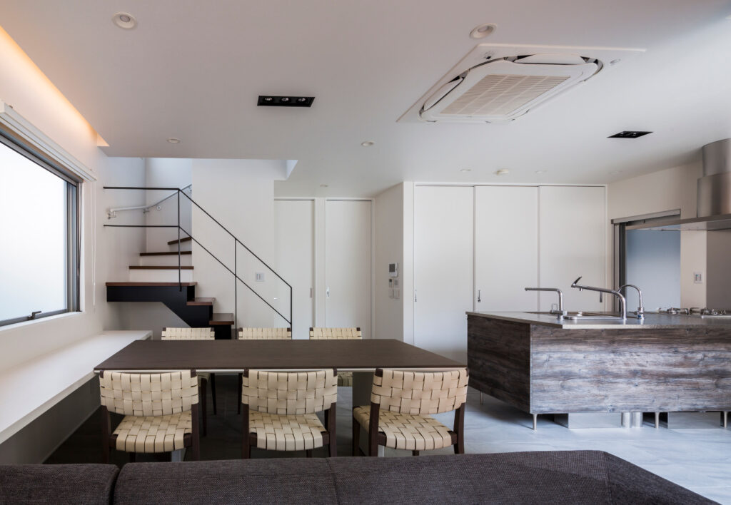 植栽、家具まで建築家によるトータルデザインの家