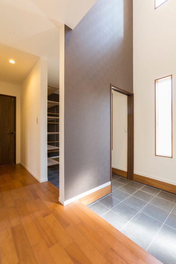 インナーバルコニーのあるモダン住宅