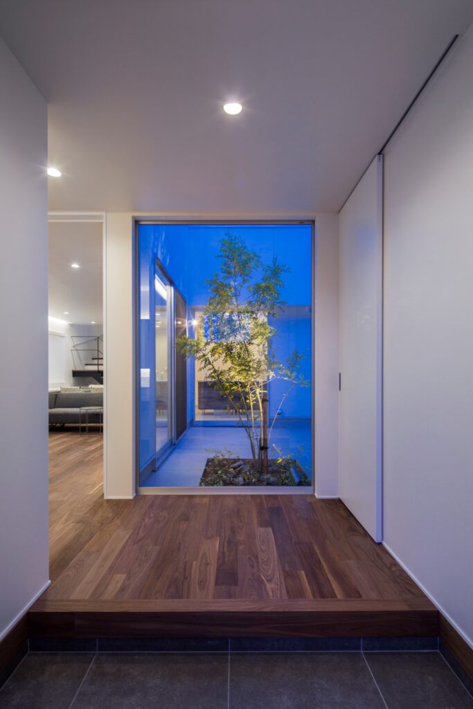 植栽、家具まで建築家によるトータルデザインの家