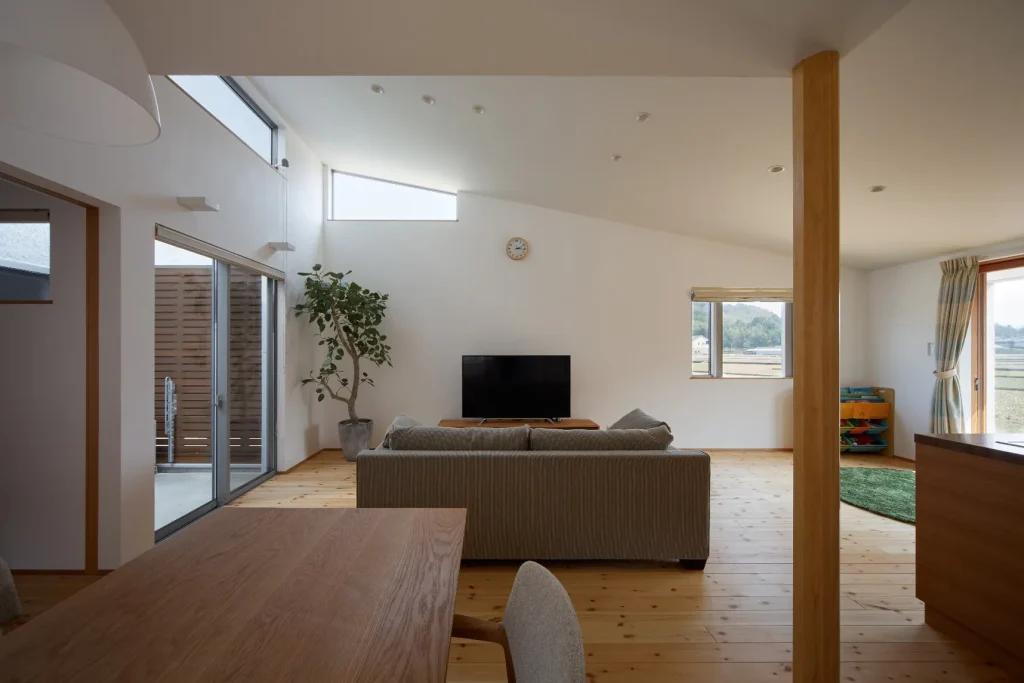 美しいフォルムの家