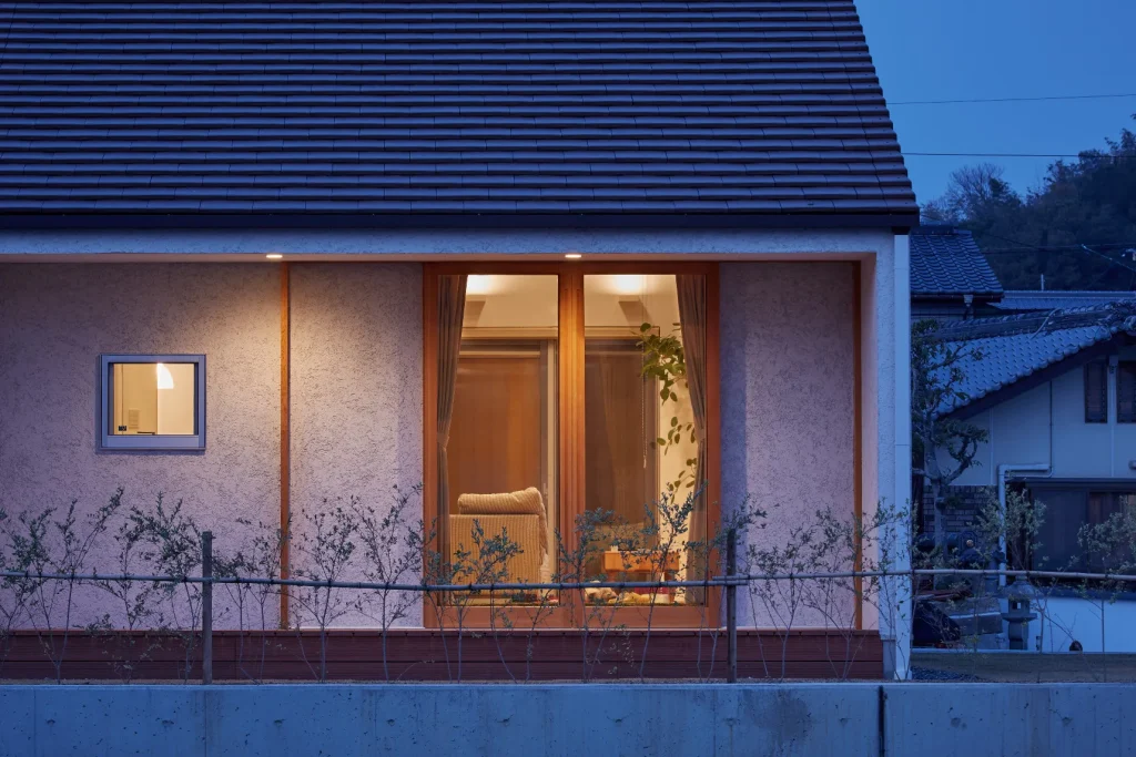 美しいフォルムの家