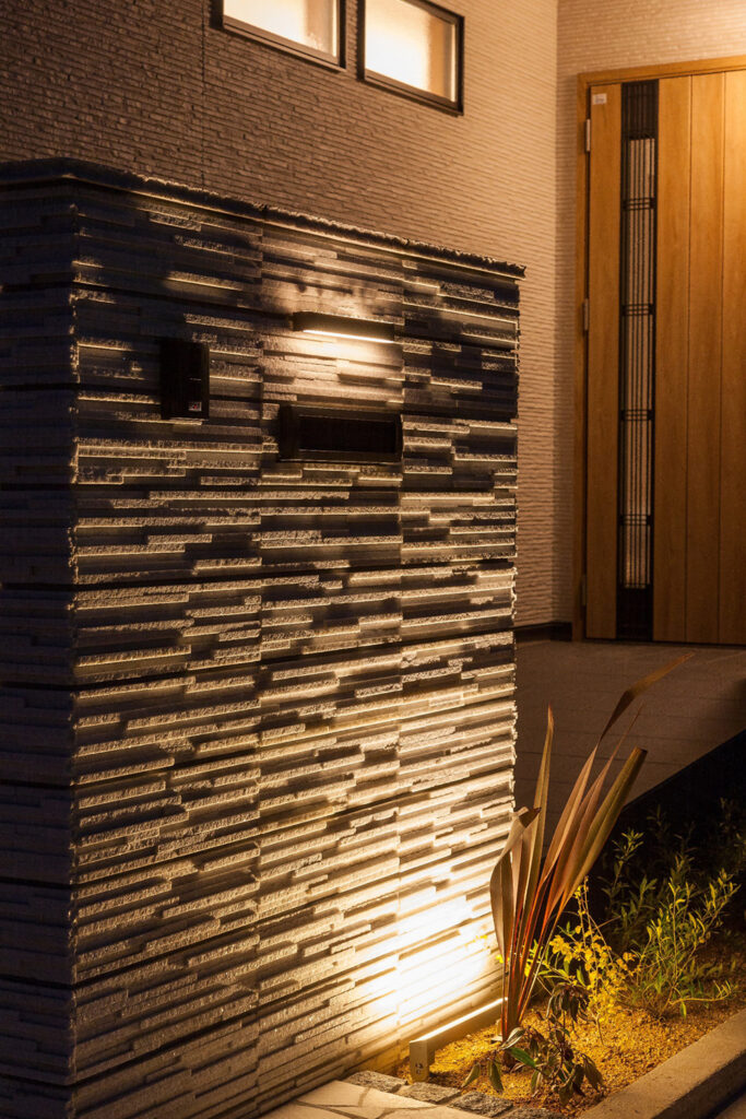 インナーバルコニーのあるモダン住宅