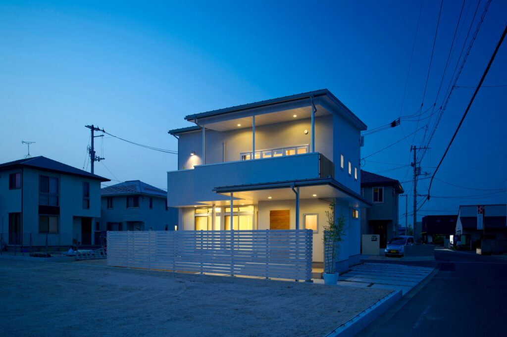 ワンフロアー形式で過ごす2階LDKが魅力な家