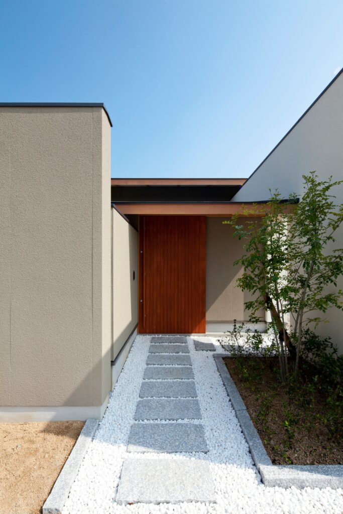 暖炉のある和モダンな家