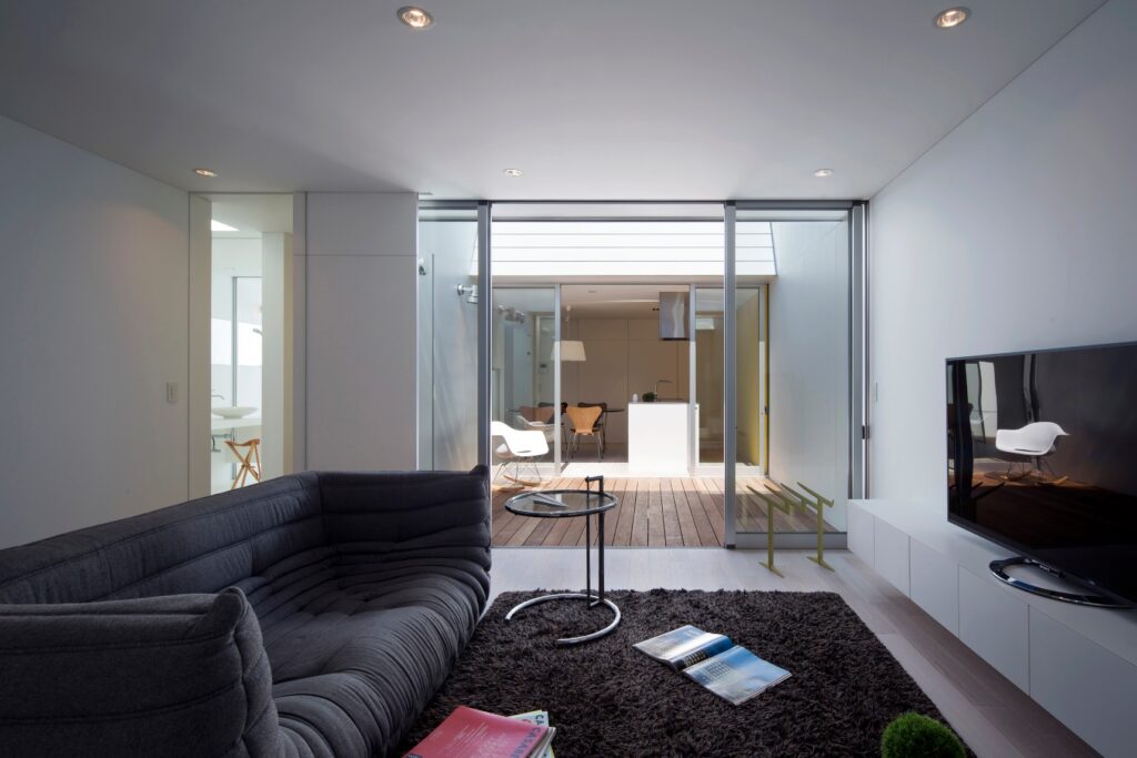 シンプルに長方形BOXの平屋