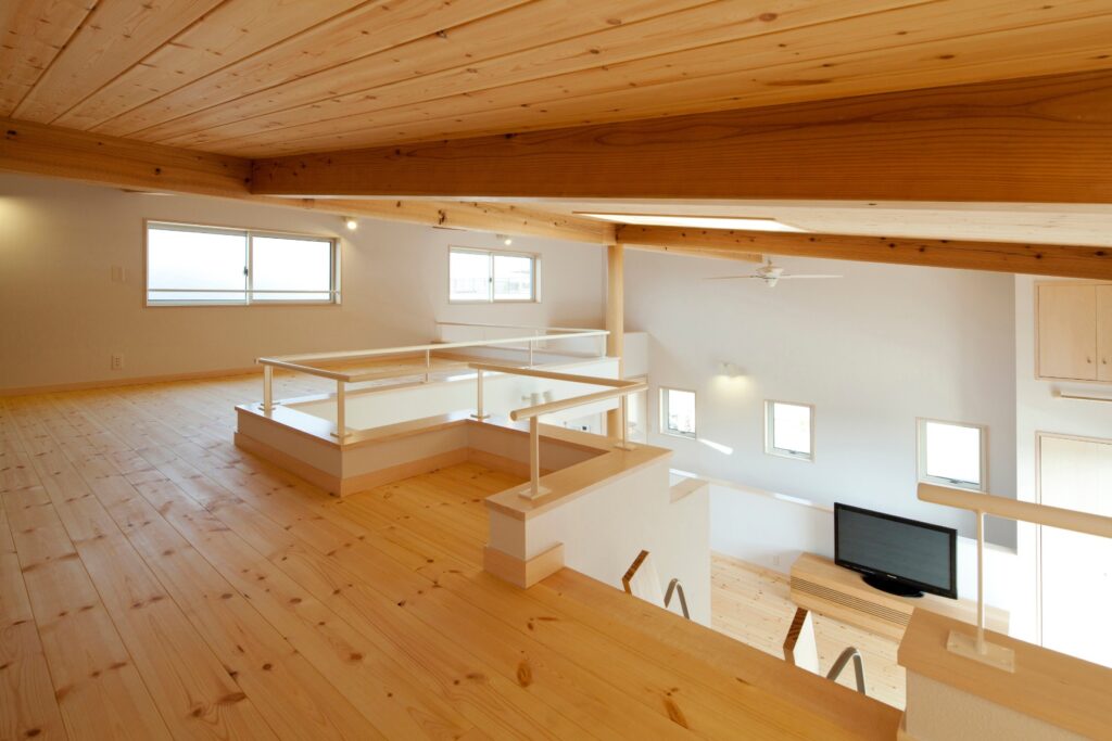 ワンフロアー形式で過ごす2階LDKが魅力な家