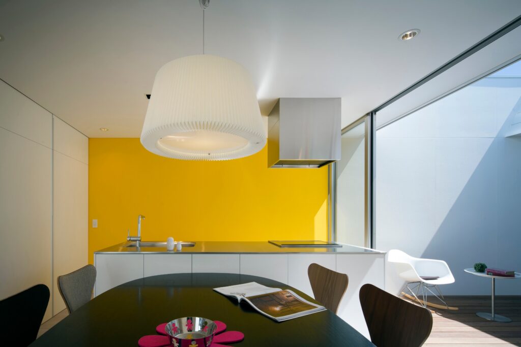 シンプルに長方形BOXの平屋