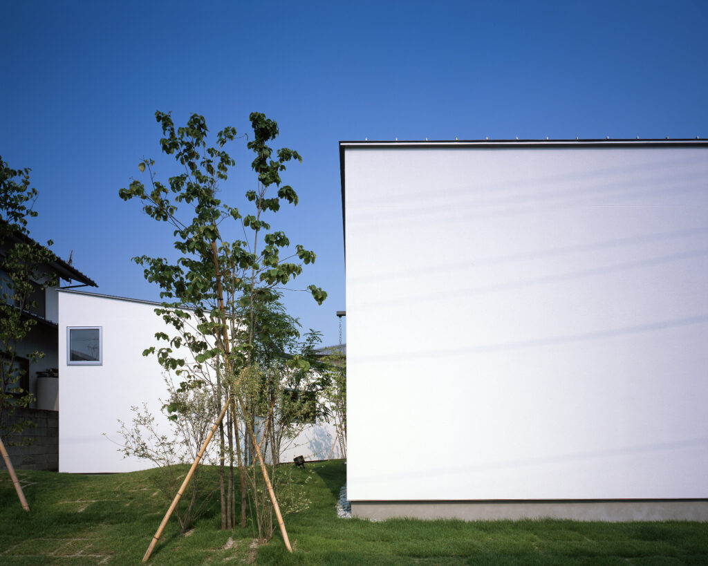 個性的なカタチの敷地を最大限に活かした家