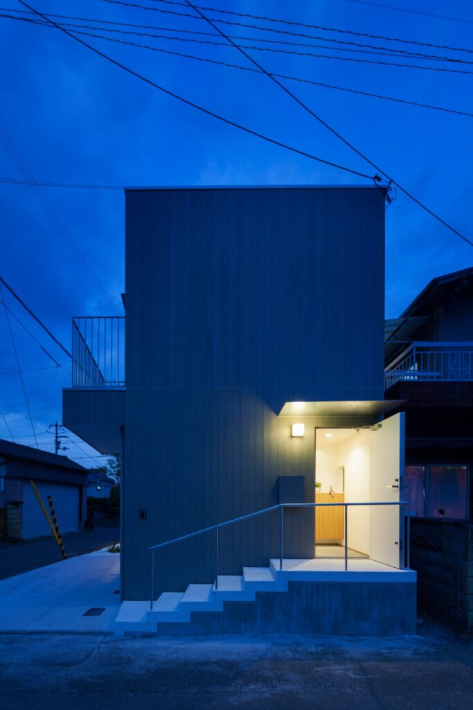 母と祖母を想う家