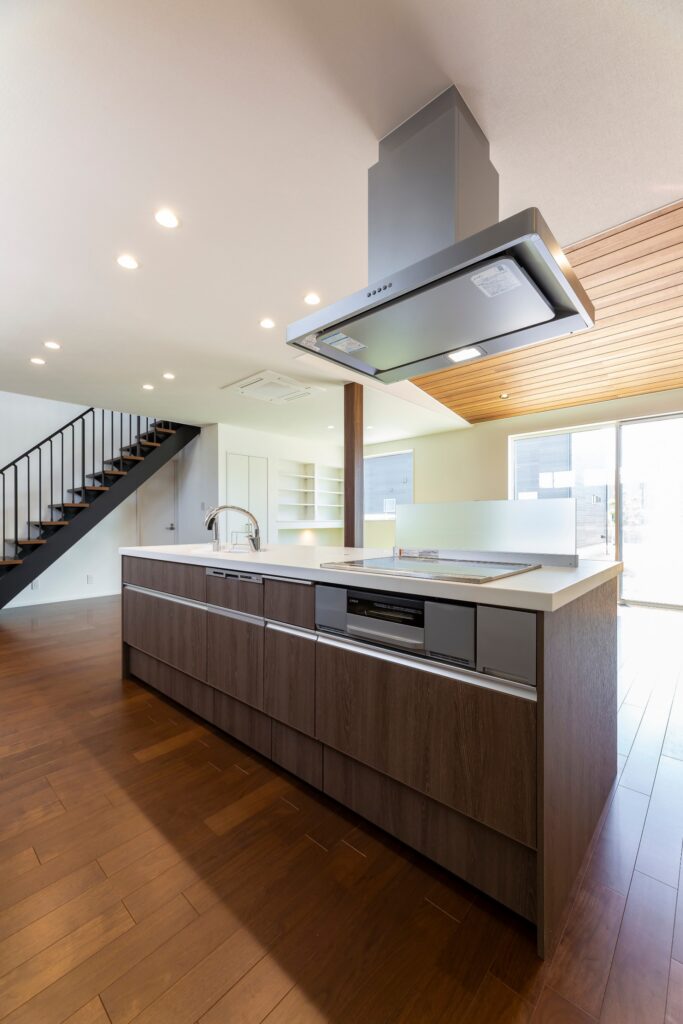 和と洋が織りなすモダン住宅