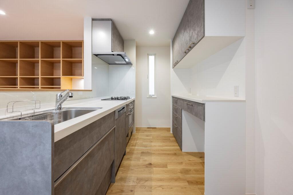 子育て世代のために、「動きやすい」「時短」動線の家。