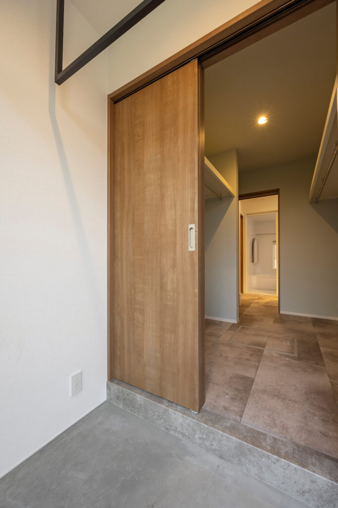 子育て世代のために、「動きやすい」「時短」動線の家。