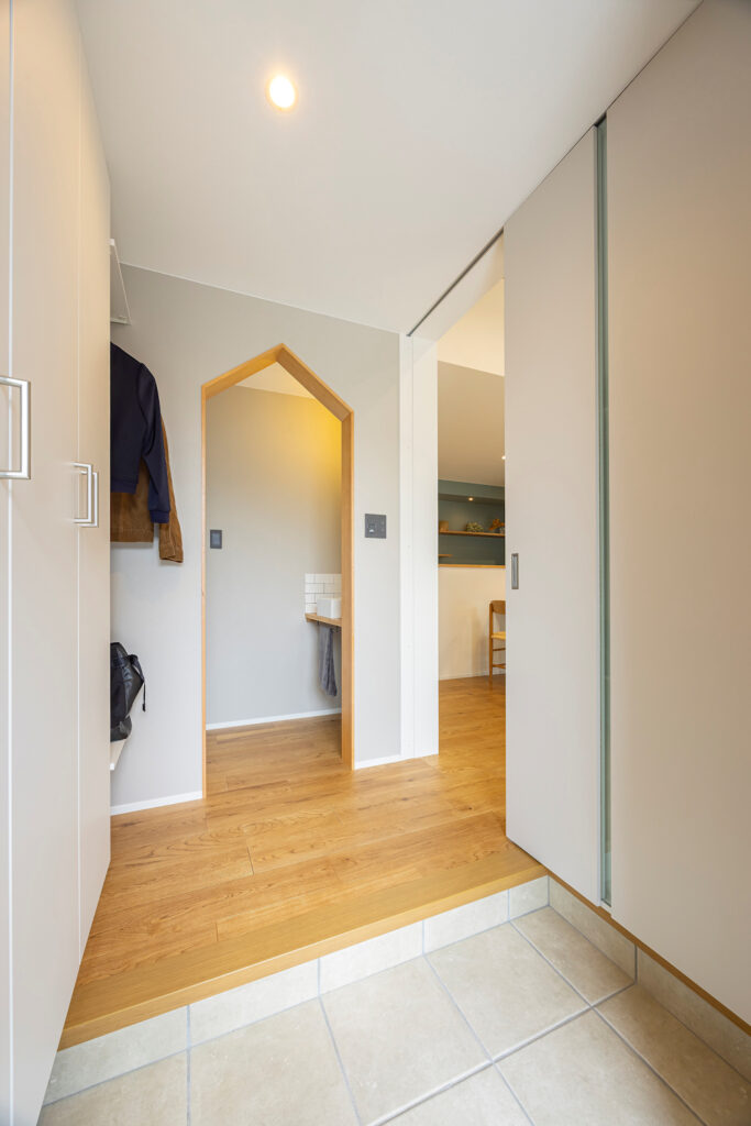 まわれる間取り、つながる家族。 SENKOの平屋