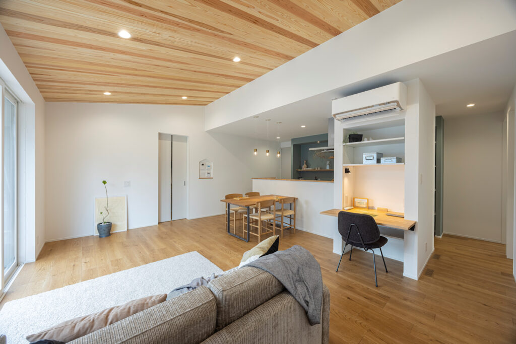 まわれる間取り、つながる家族。 SENKOの平屋