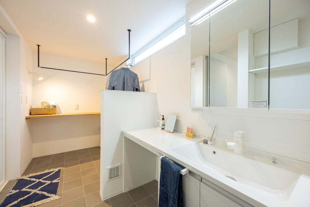 まわれる間取り、つながる家族。 SENKOの平屋