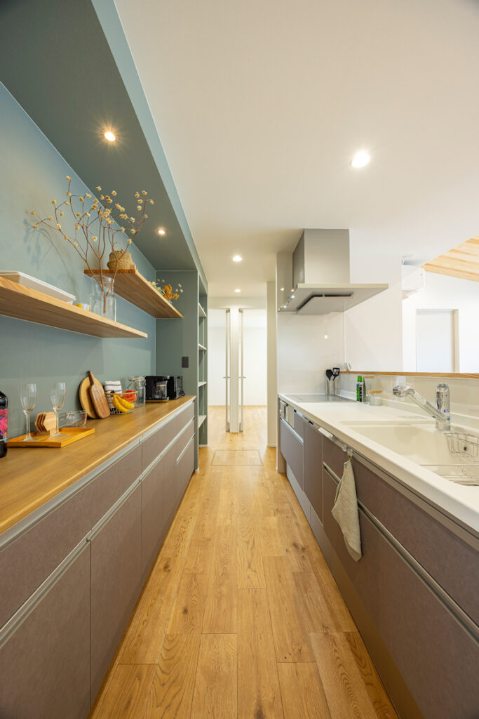 まわれる間取り、つながる家族。 SENKOの平屋