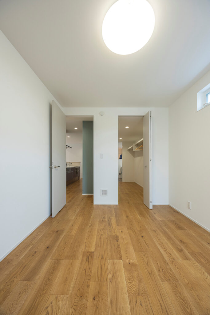 まわれる間取り、つながる家族。 SENKOの平屋