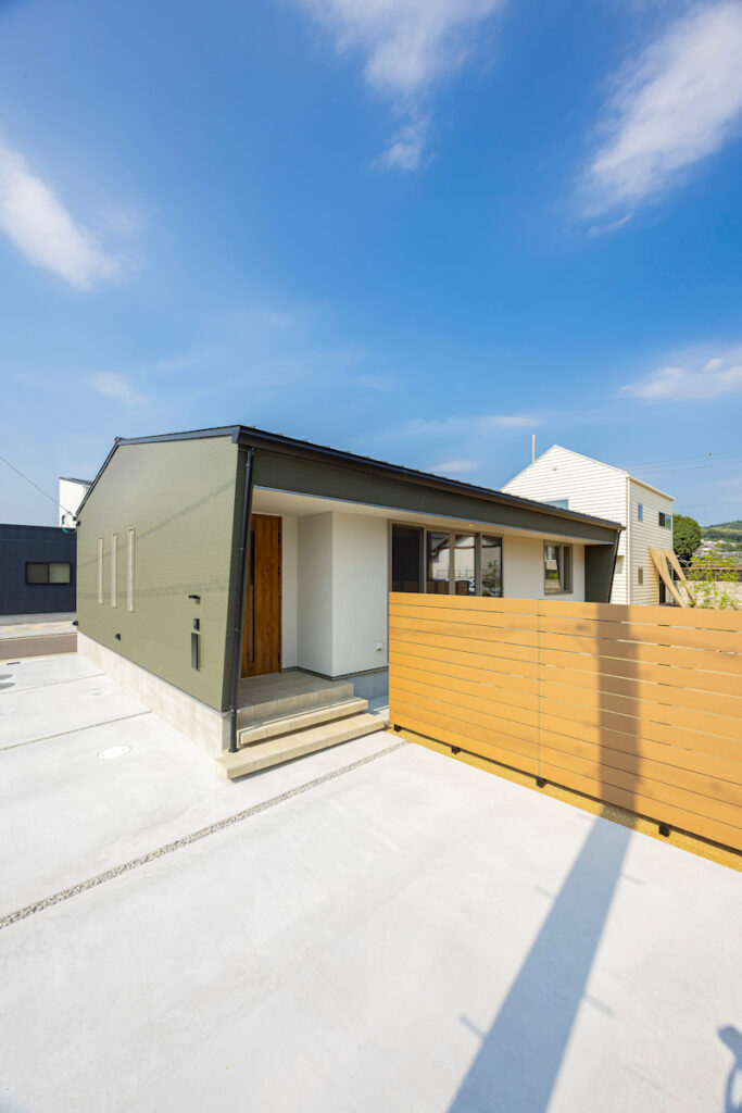 まわれる間取り、つながる家族。 SENKOの平屋