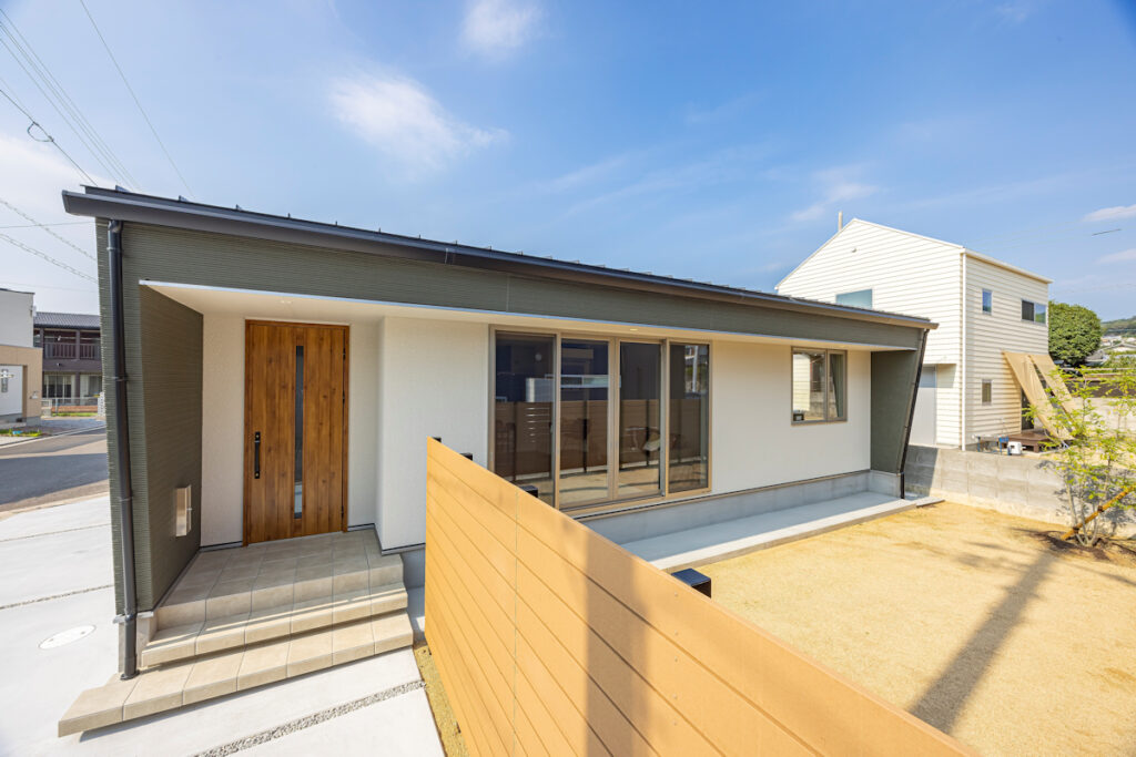 まわれる間取り、つながる家族。 SENKOの平屋