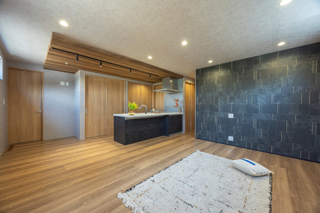 インナーガレージと動線計画が光る平屋