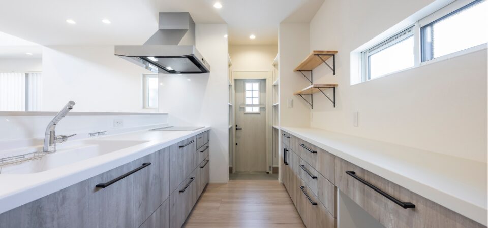 暮らしに寄り添う、内土間のある平屋