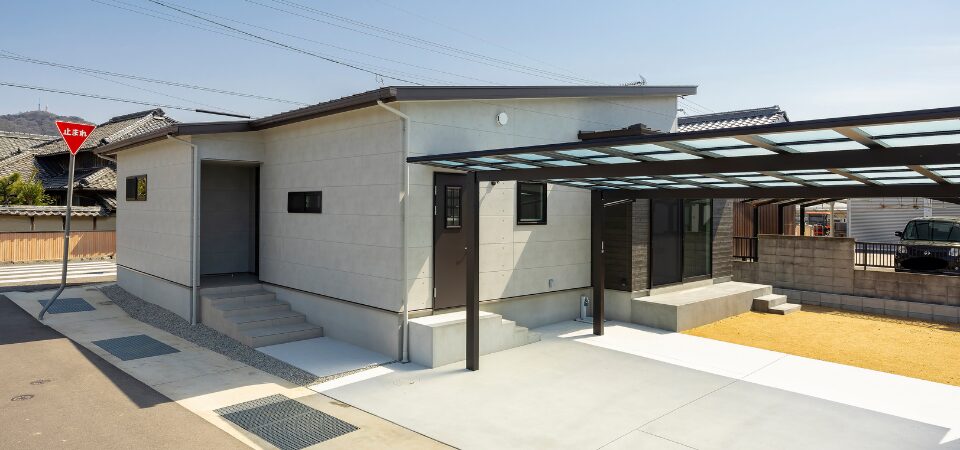 暮らしに寄り添う、内土間のある平屋