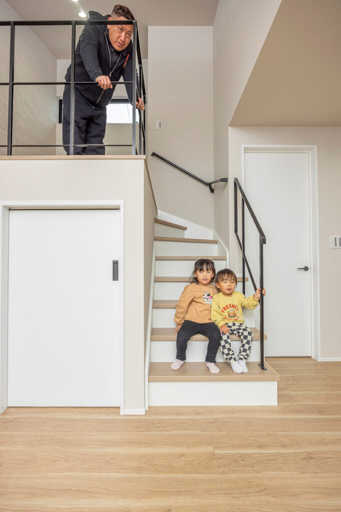 趣味を楽しむガレージや庭のある平屋