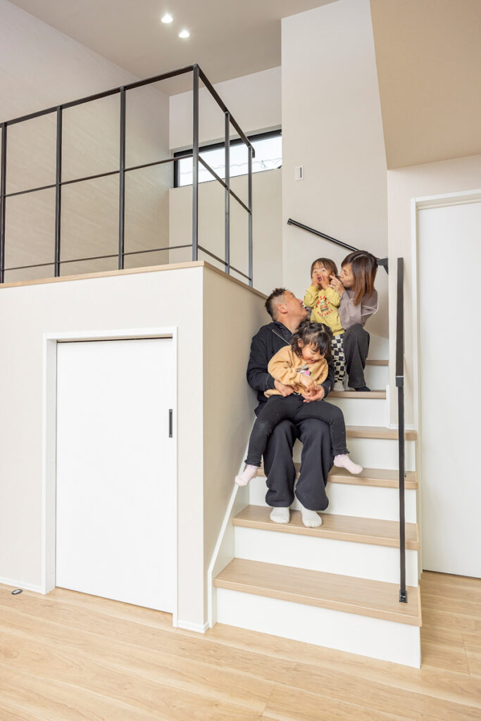 趣味を楽しむガレージや庭のある平屋