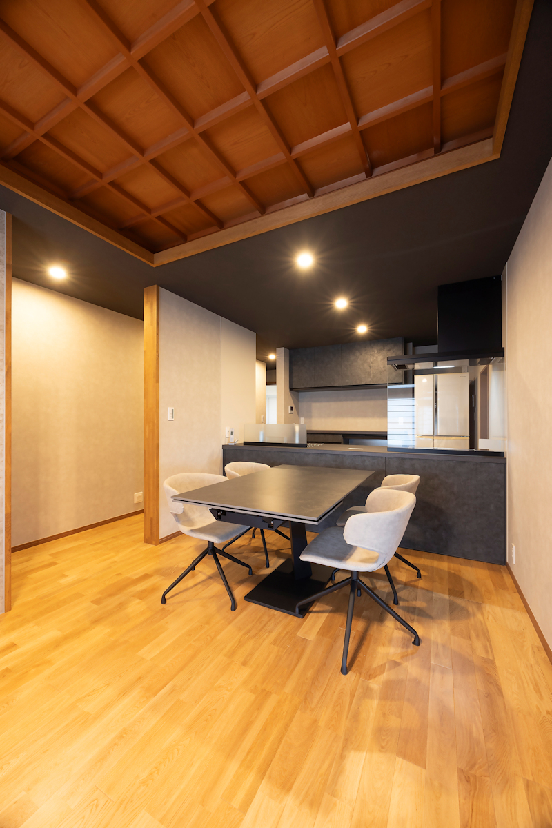 建築家による「耐震改修＆部分リノベーション」の家