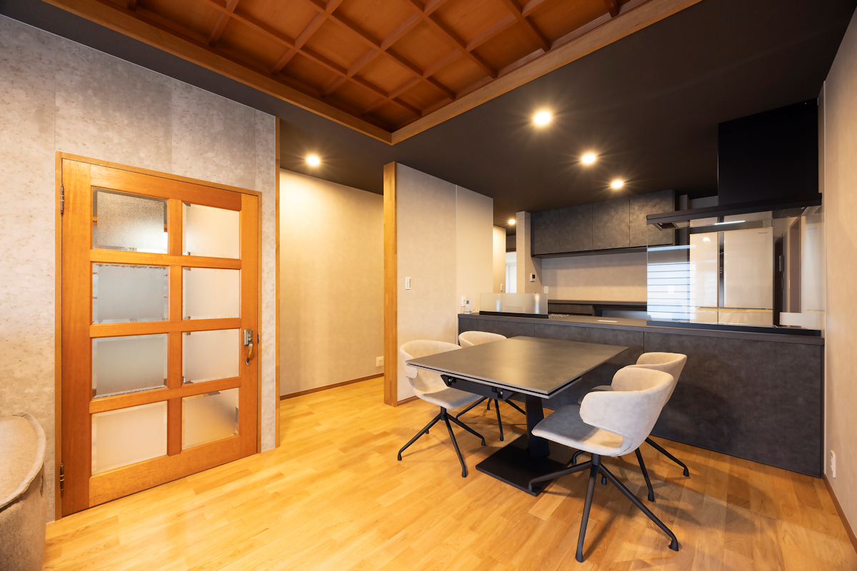 建築家による「耐震改修＆部分リノベーション」の家
