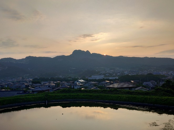 屋島東町を朝散歩。街に残る、SENKOの家